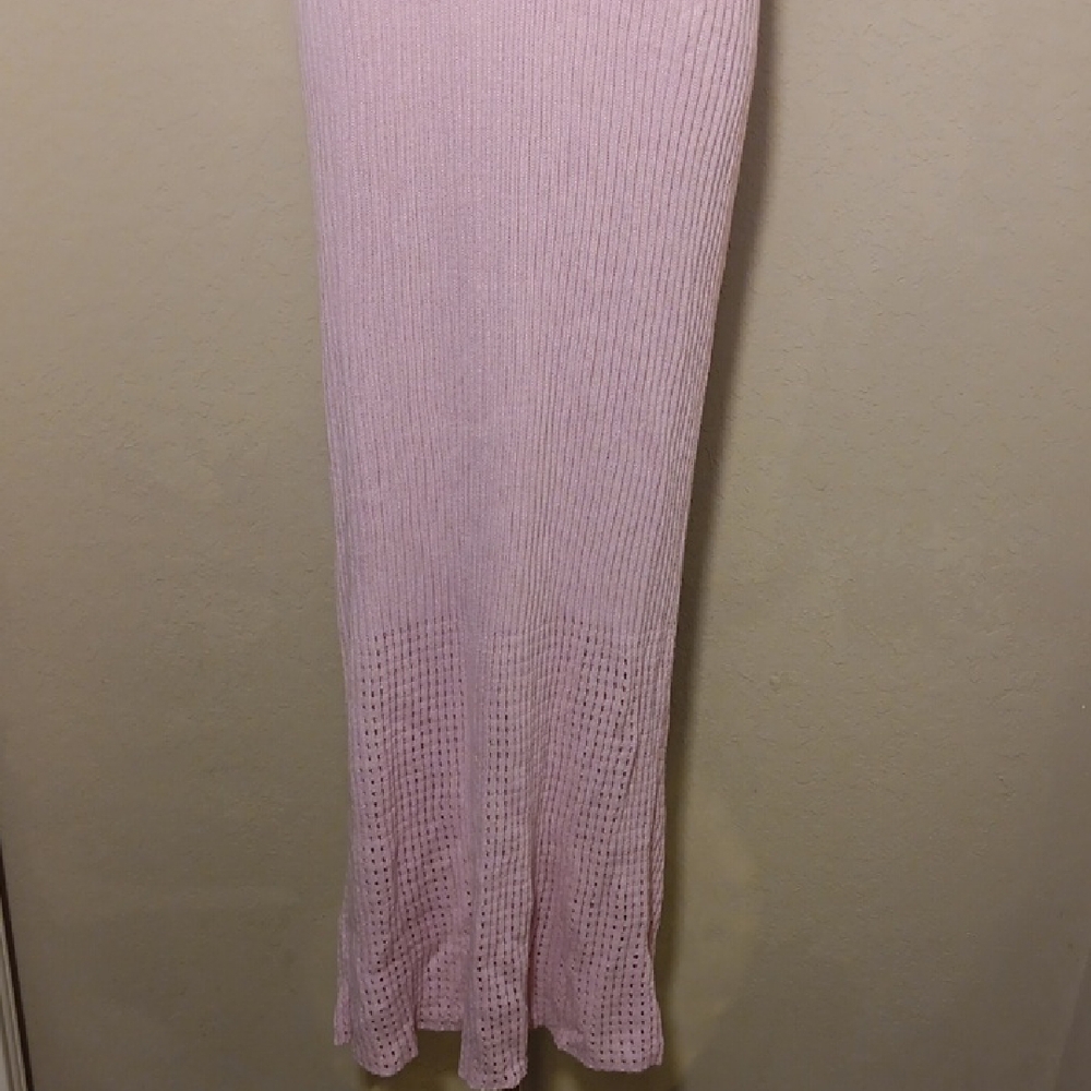 NWOT! Beautiful Pink Knit Maxi Dress - Picture 4 of 12